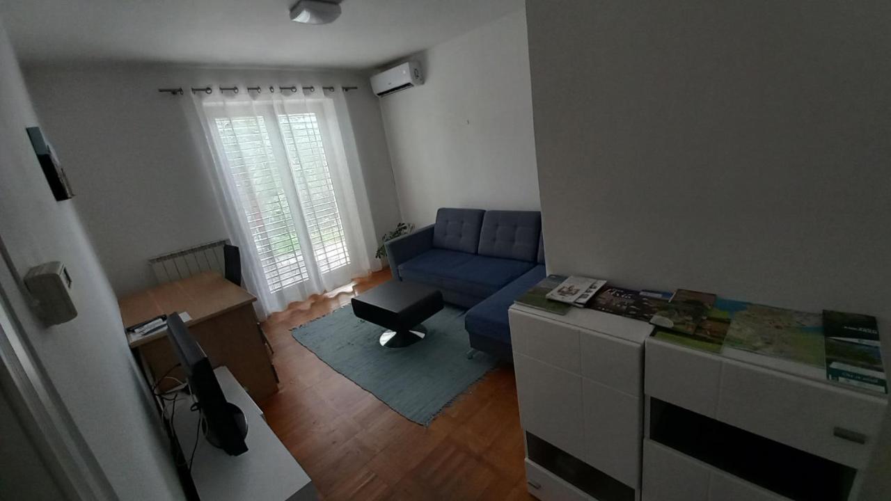 Apartma Nona Roza Zgornje Skofije Ngoại thất bức ảnh